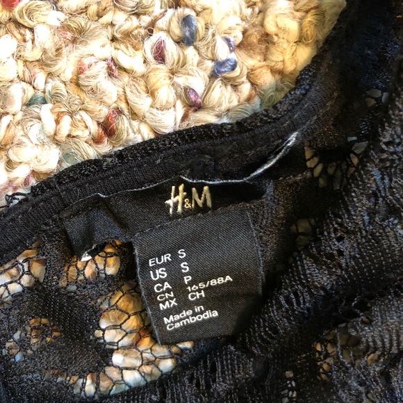 H&M black top - Picture 2 of 3
